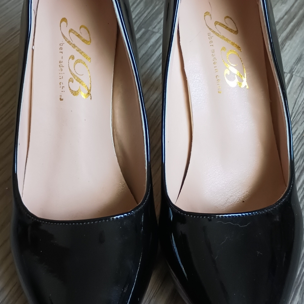 YB Black high heels